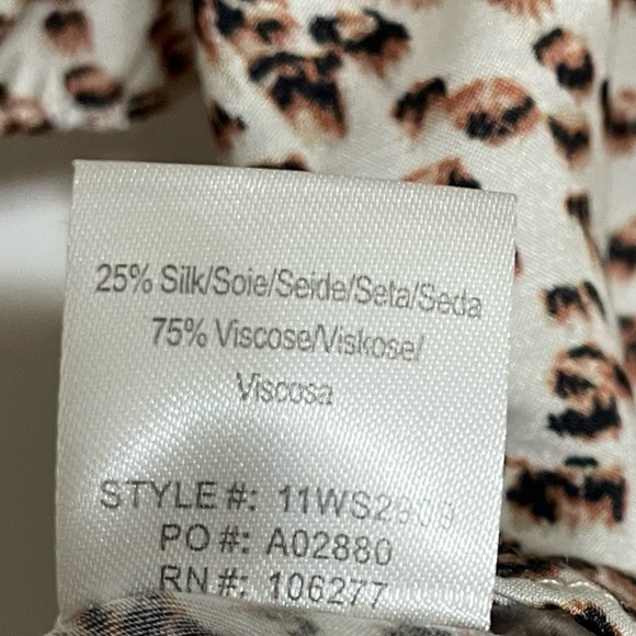 HALE BOB  Leopard Print Blouse Size XS / Oversized style - Picture 3 of 3